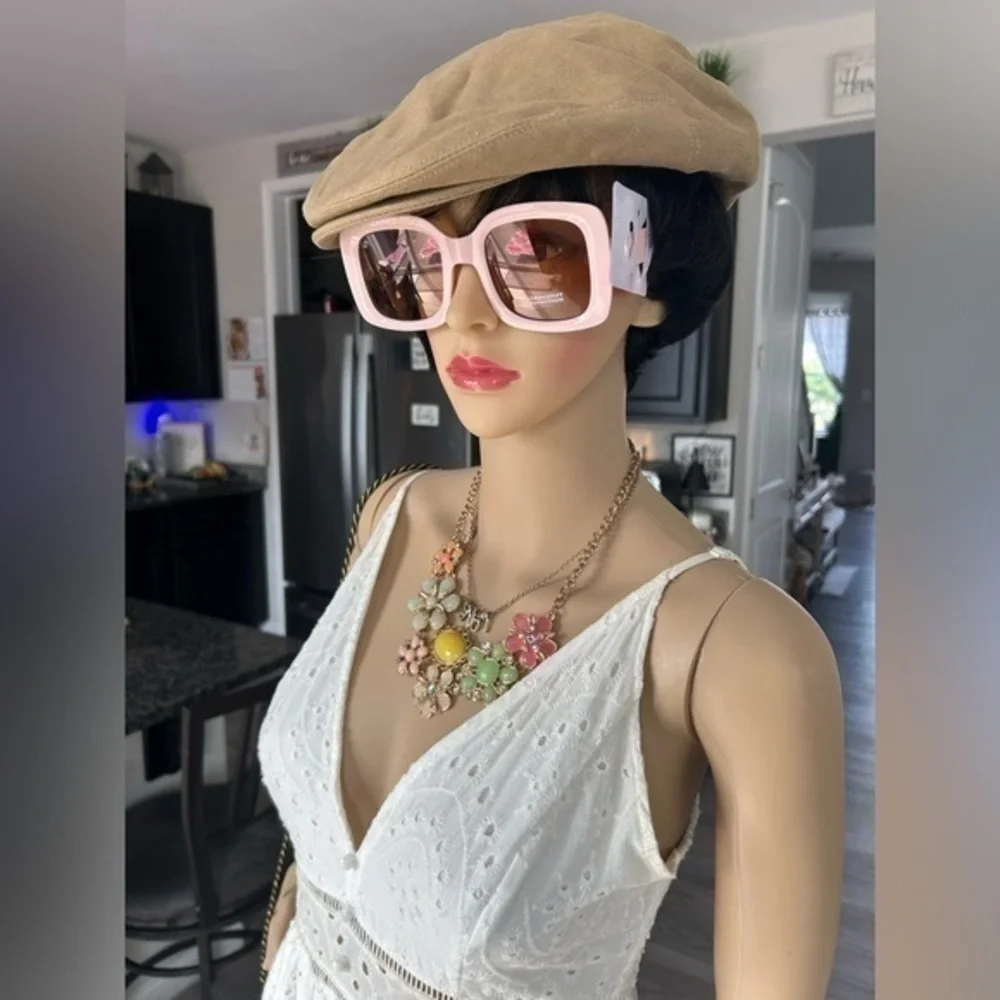 💋NWT Statement oversized square framed pink pearl sunglasses 🕶 sunshades